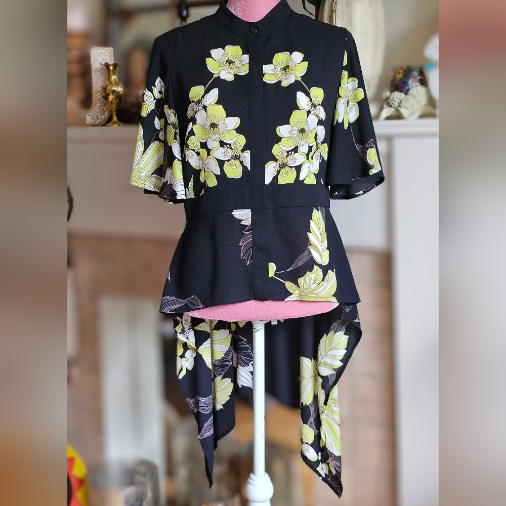 Joseph Ribkoff Button Up Blouse. Floral Blouse. High/Low Style Blouse.